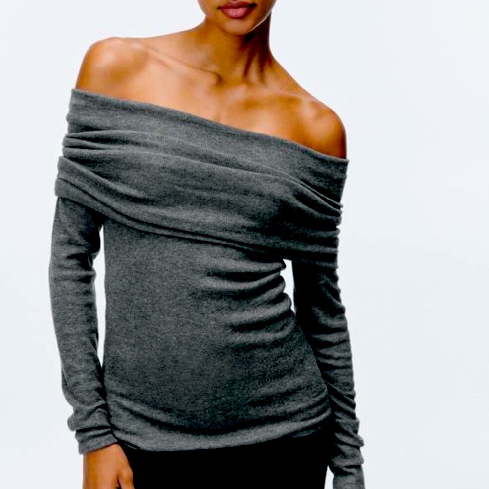 Zara Fitted Off Shoulder Knit long Sleeve Sweater S